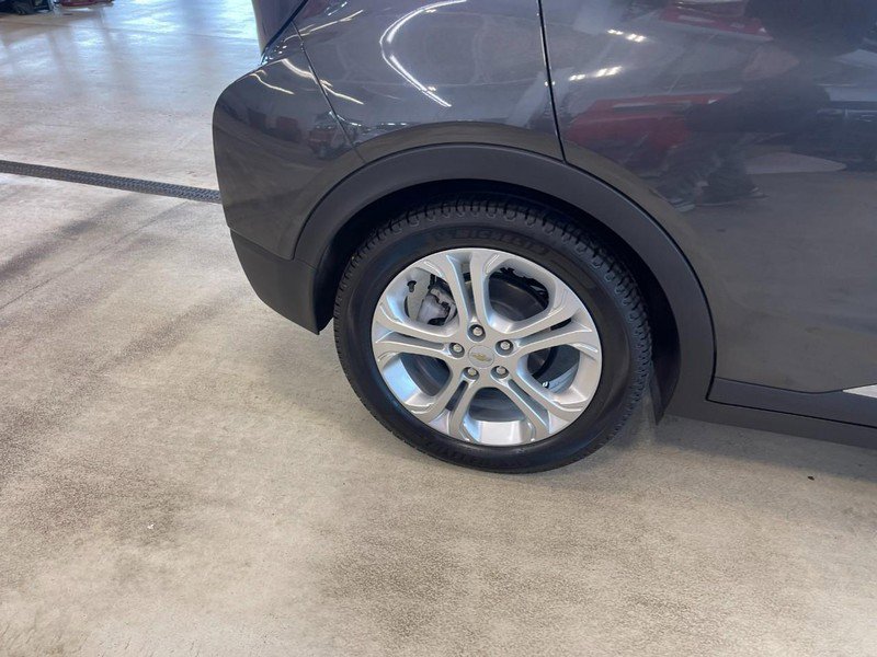 Used 2018 Chevrolet Bolt LT image 8