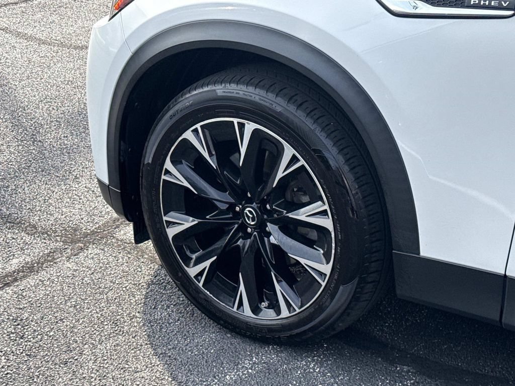 Used 2024 MAZDA CX-90 Plug-In Hybrid w/ Premium Plus AWD/4WD image 32