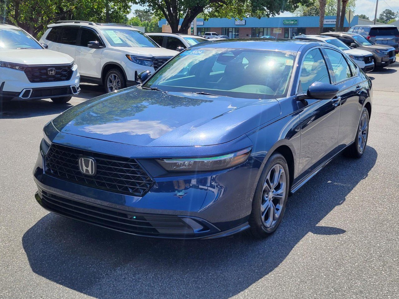Certified 2024 Honda Accord EX-L image 6
