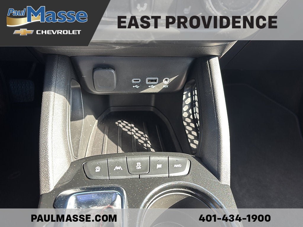 Used 2023 Chevrolet TrailBlazer RS w/ Convenience Package AWD/4WD image 16