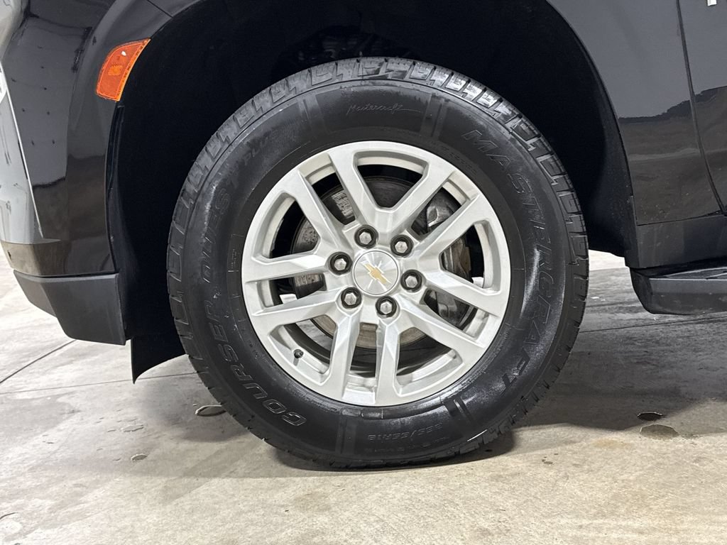 Used 2024 Chevrolet Tahoe LT AWD/4WD image 28