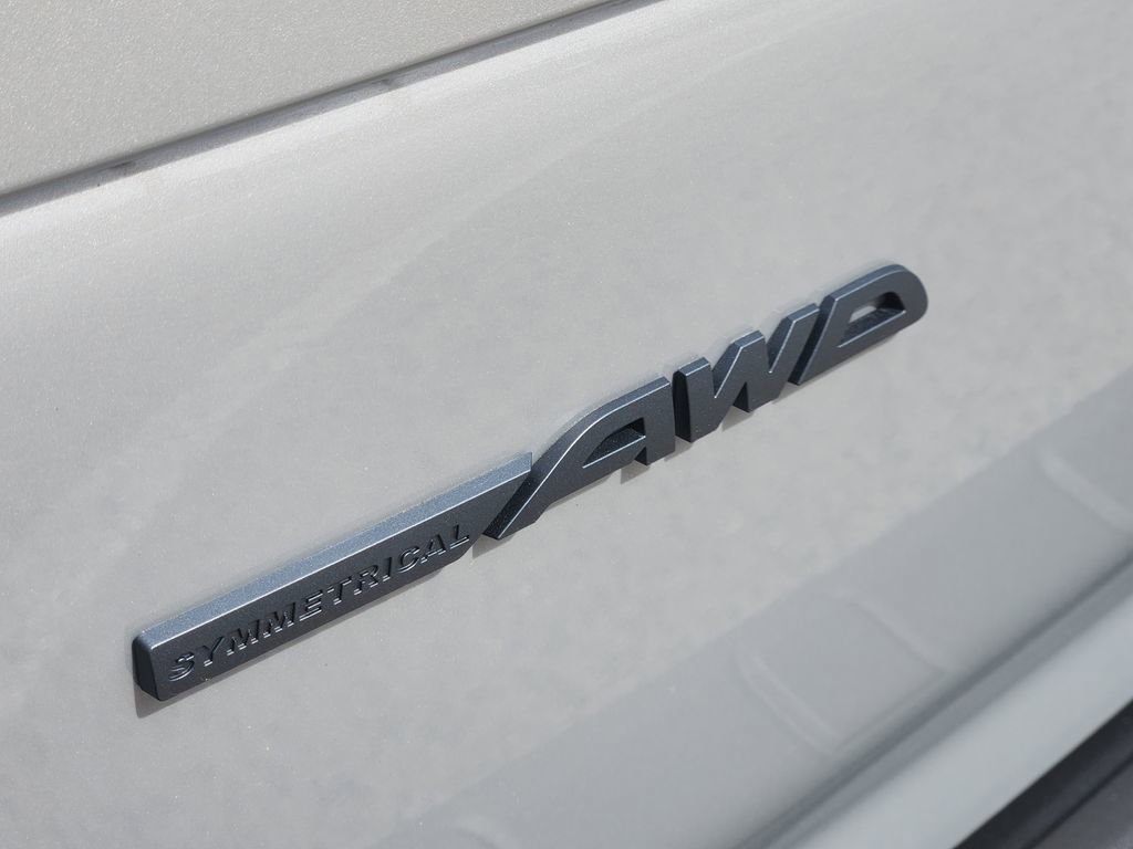 New 2026 Subaru Outback Touring image 8