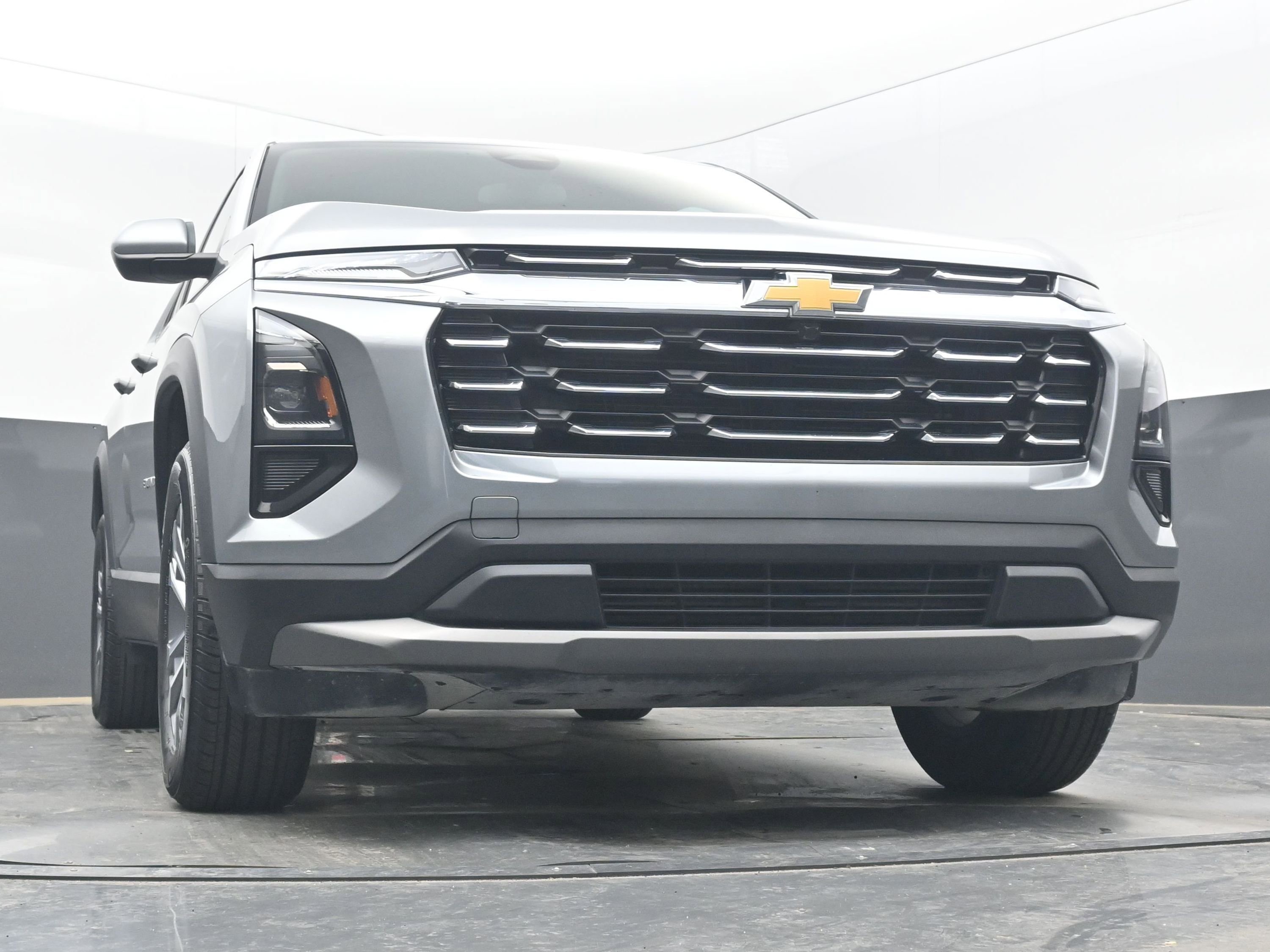 Used 2025 Chevrolet Equinox LT AWD/4WD image 21