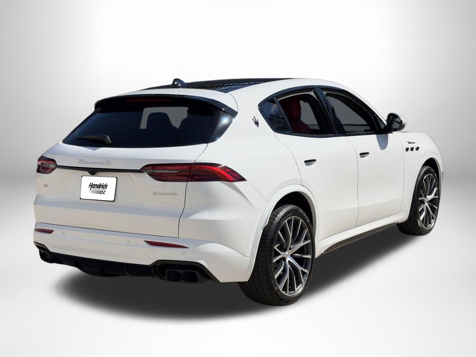 New 2027 Maserati Grecale Modena AWD/4WD image 3