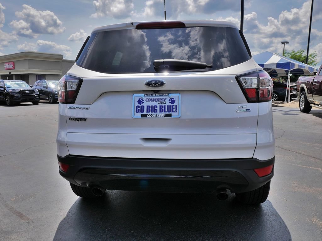 Used 2018 Ford Escape SE w/ SE Sport Appearance Package AWD/4WD image 6