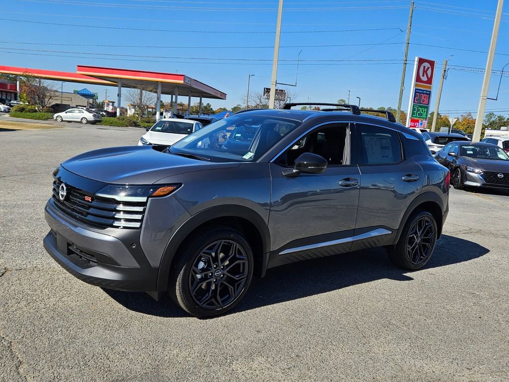 New 2026 Nissan Kicks SR w/ Cold Weather Package image 3