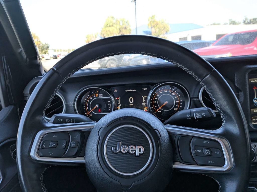 Used 2021 Jeep Gladiator Overland w/ Popular Equipment Package AWD/4WD image 17
