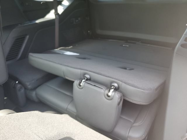 New 2026 Chevrolet Tahoe High Country w/ LPO, Illumination Package AWD/4WD image 11