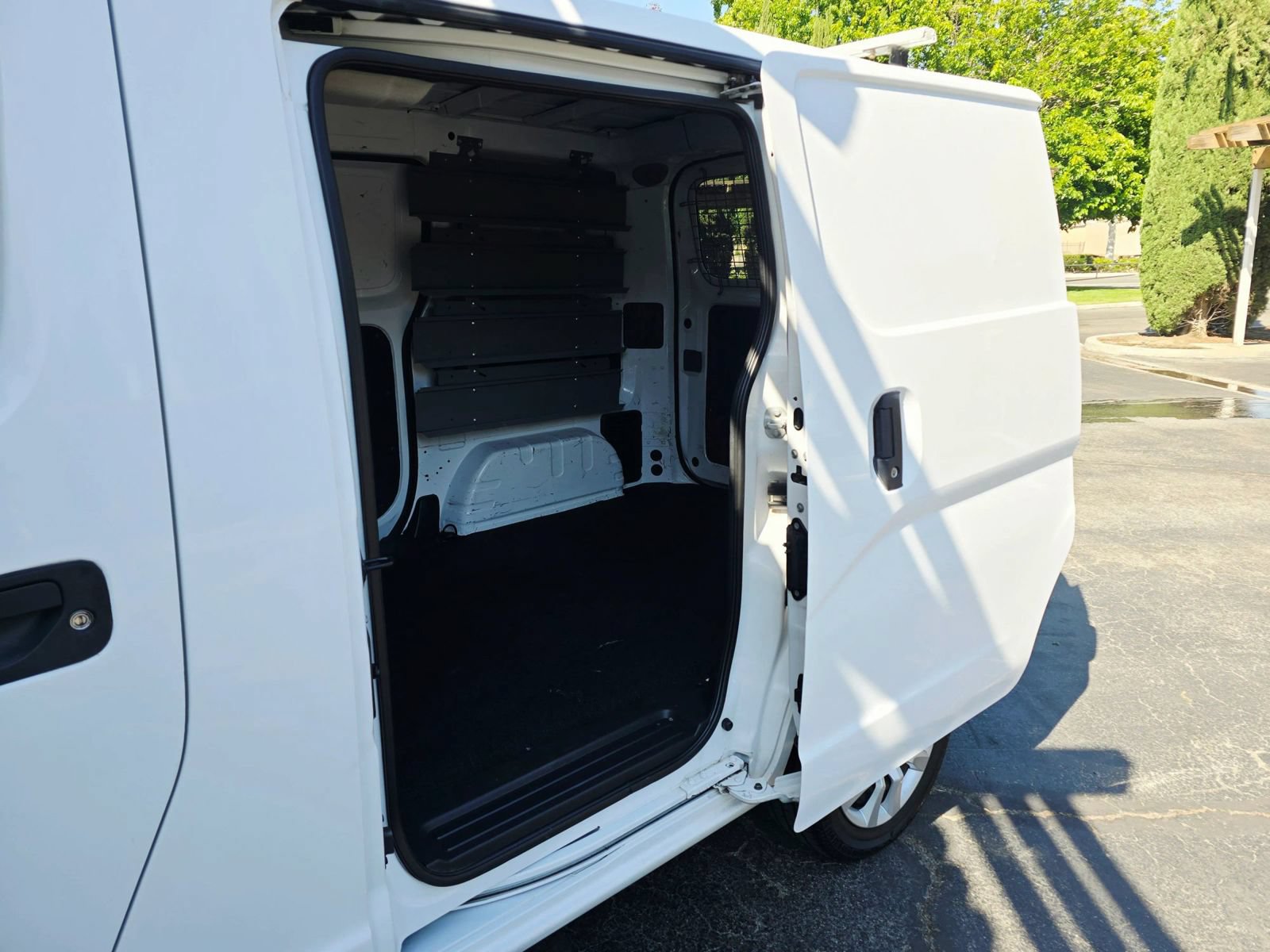 Used 2016 Nissan NV200 SV w/ Back Door Glass Package FWD image 36