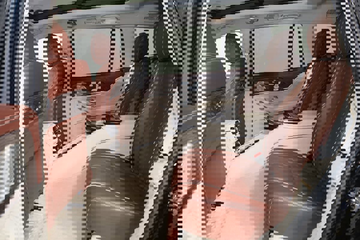 Used 2022 Mercedes-Benz Maybach GLS 600 4MATIC image 79