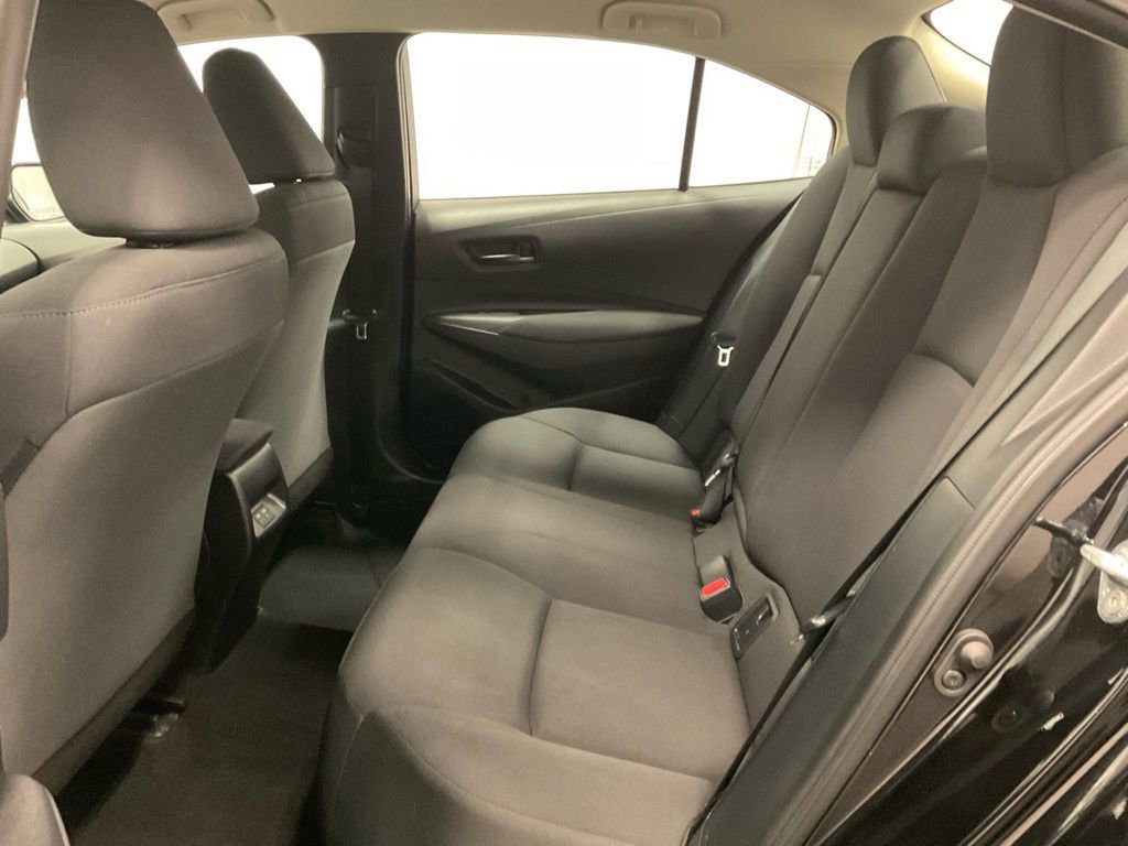 Used 2023 Toyota Corolla LE image 34