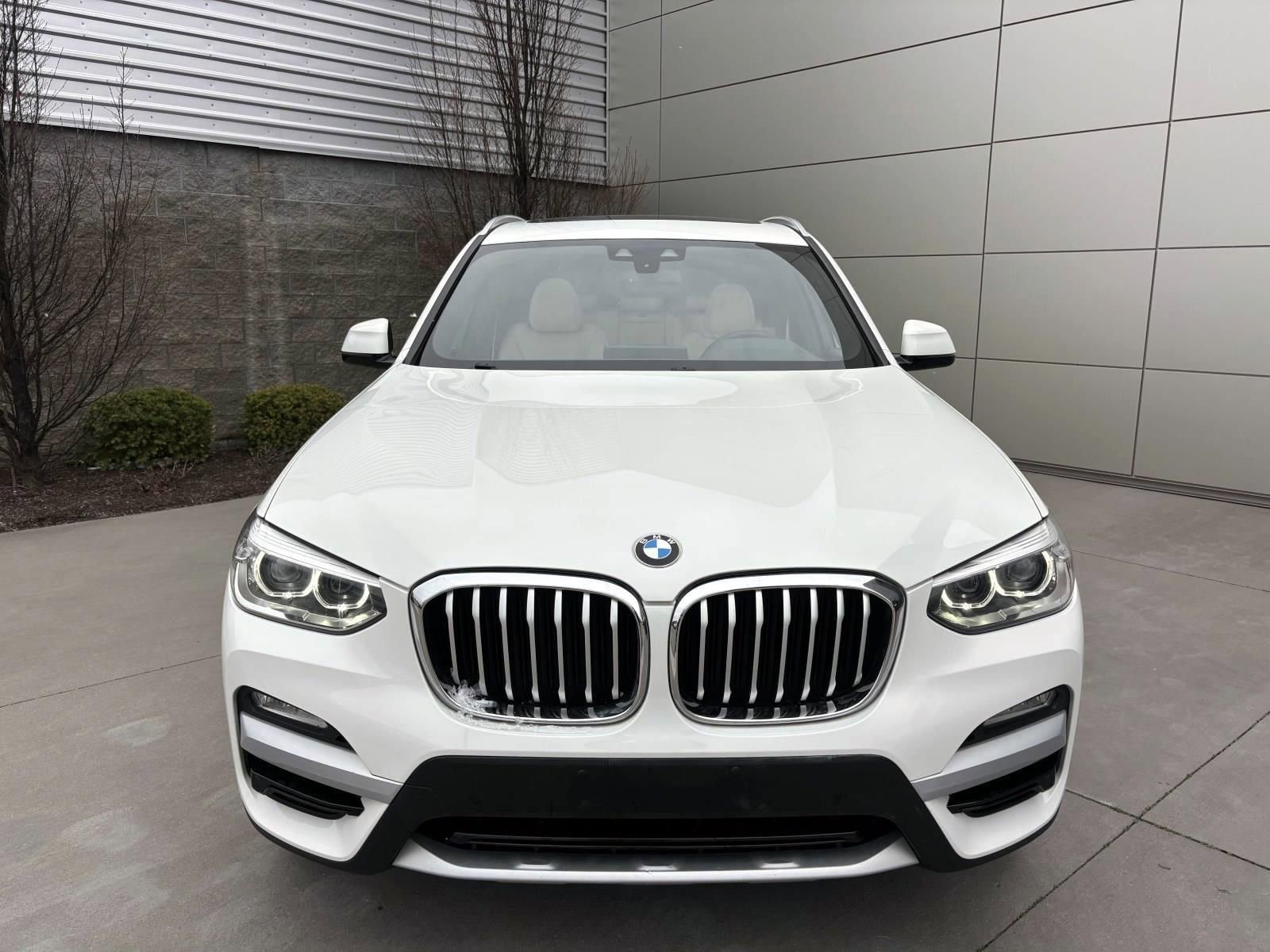 Used 2019 BMW X3 xDrive30i w/ Convenience Package AWD/4WD image 2