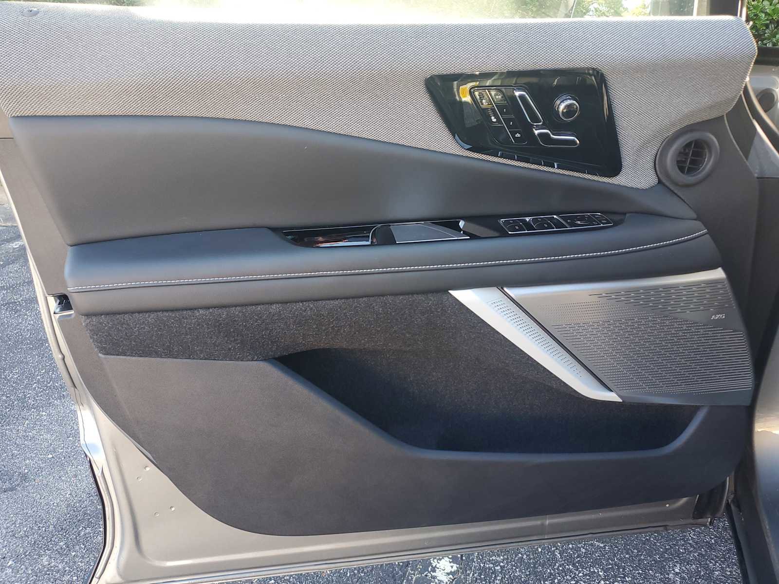 New 2025 Cadillac Optiq Sport 1 image 14