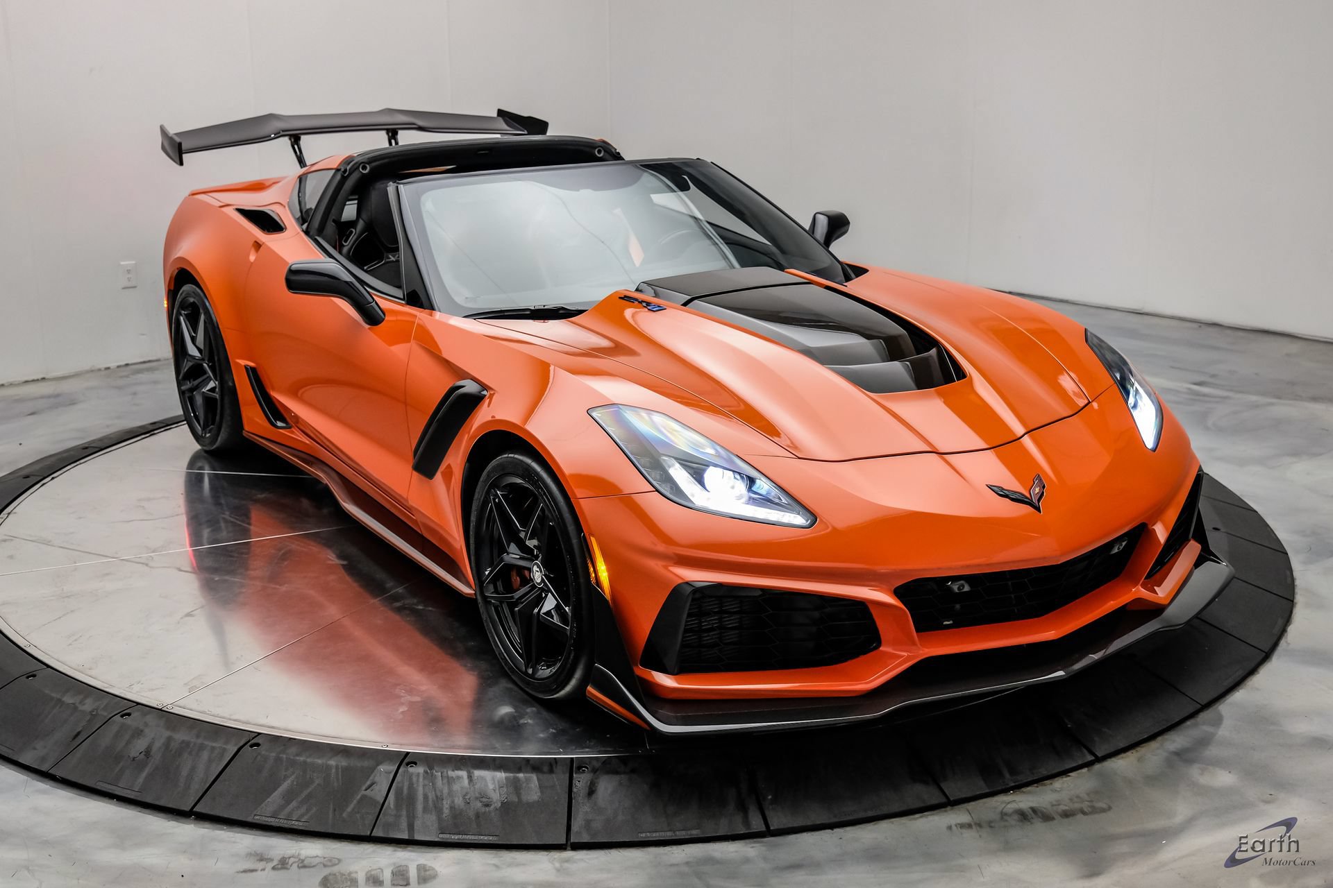 Used 2019 Chevrolet Corvette ZR1 RWD image 33