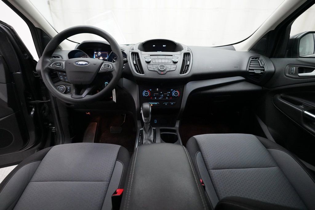 Used 2018 Ford Escape SE image 5