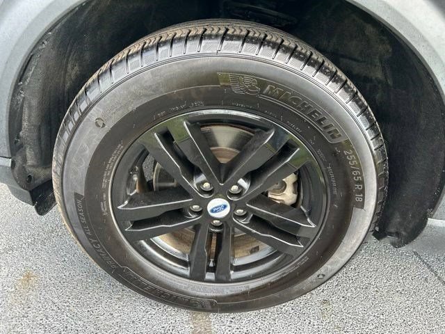 Used 2023 Ford Explorer XLT w/ Equipment Group 202A AWD/4WD image 55
