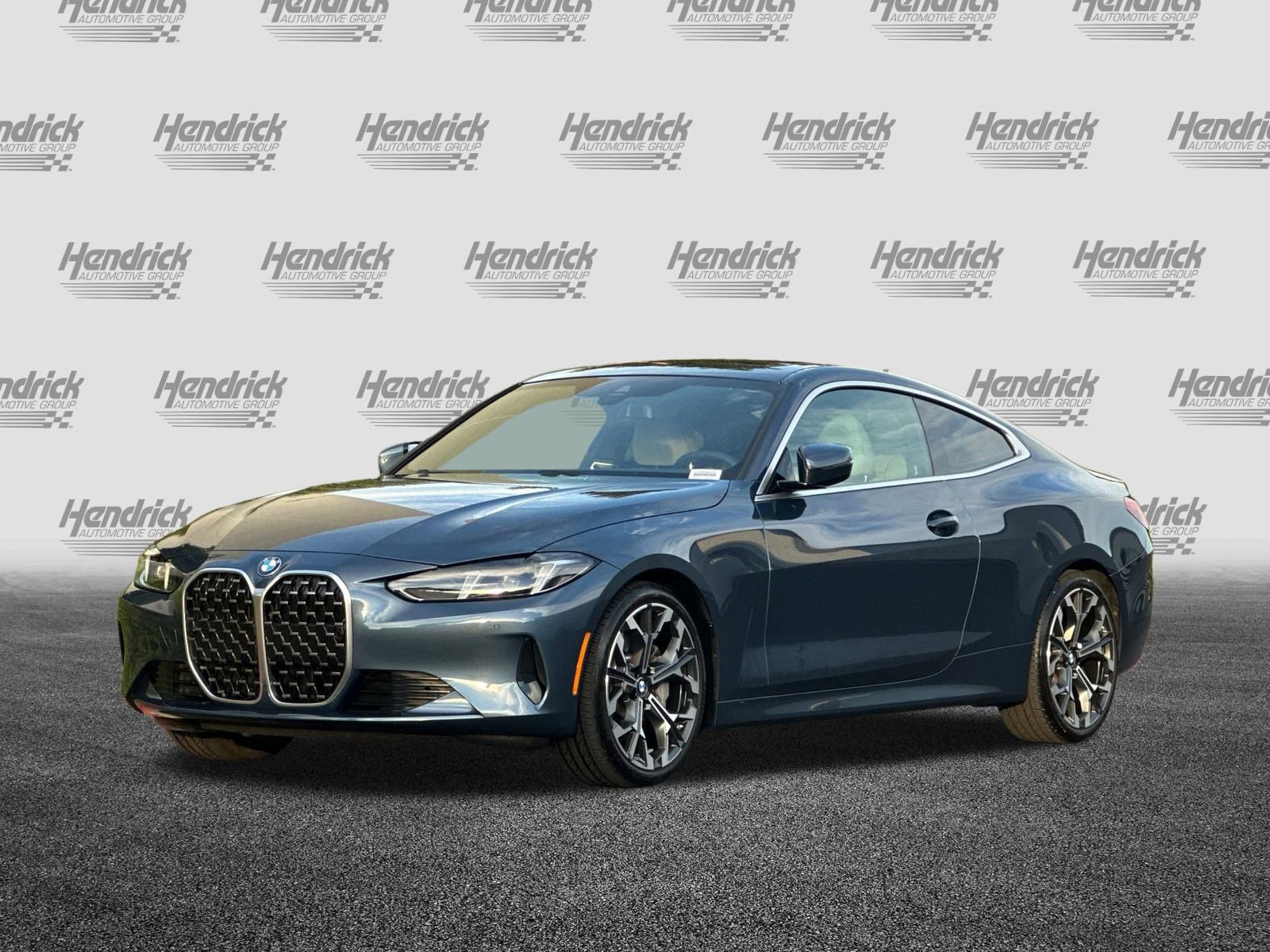 Used 2025 BMW 430i Coupe w/ Convenience Package image 9