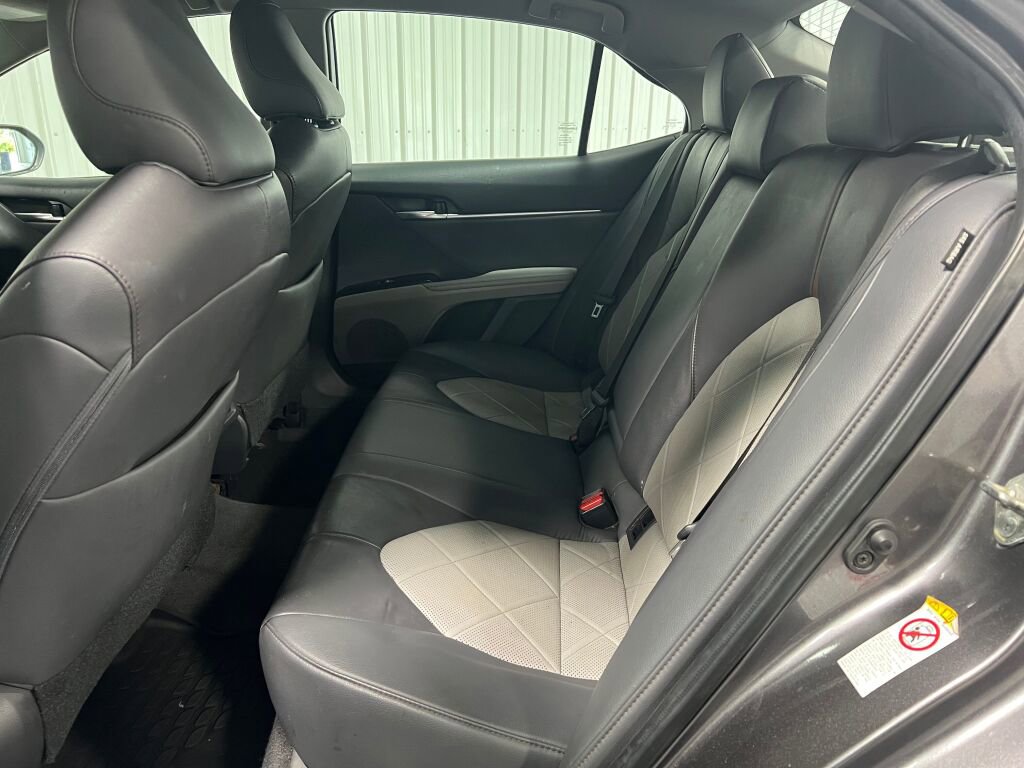 Used 2019 Toyota Camry XLE w/ Driver Assist Package image 5