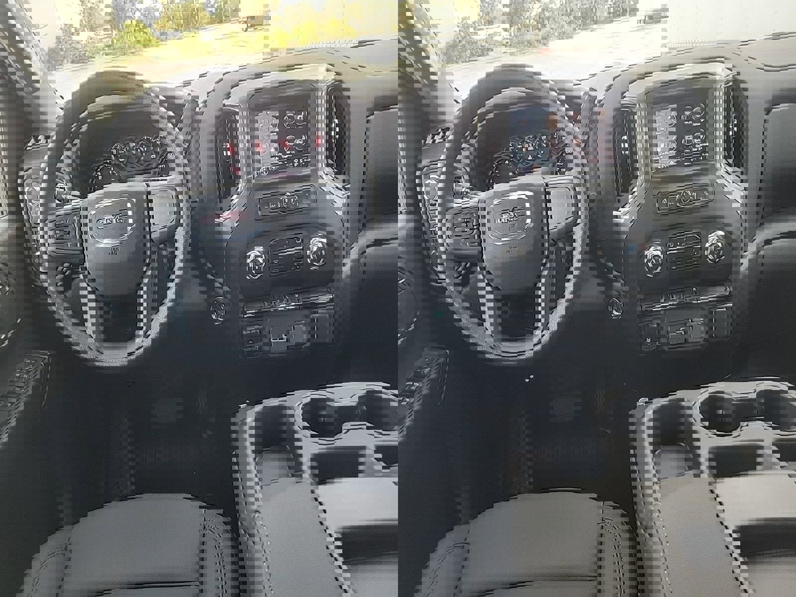 New 2026 GMC Sierra 2500 Pro w/ Convenience Package image 17