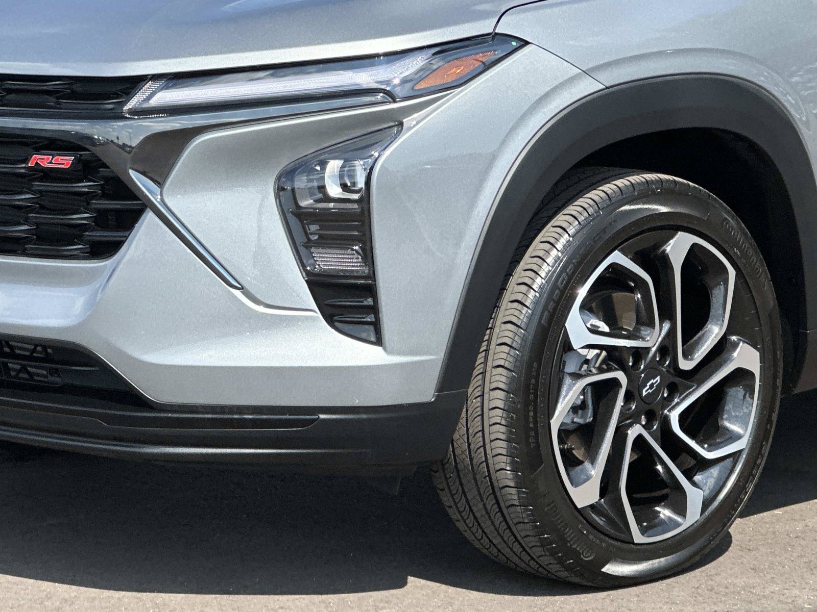 Certified 2024 Chevrolet Trax RS w/ Driver Confidence Package FWD image 7