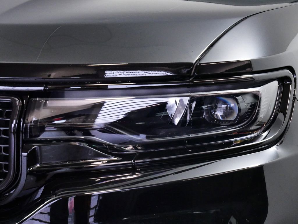 Used 2024 Jeep Wagoneer Series II image 15