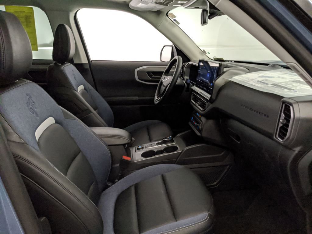 New 2025 Ford Bronco Sport Outer Banks w/ Outer Banks Tech Package+ image 26