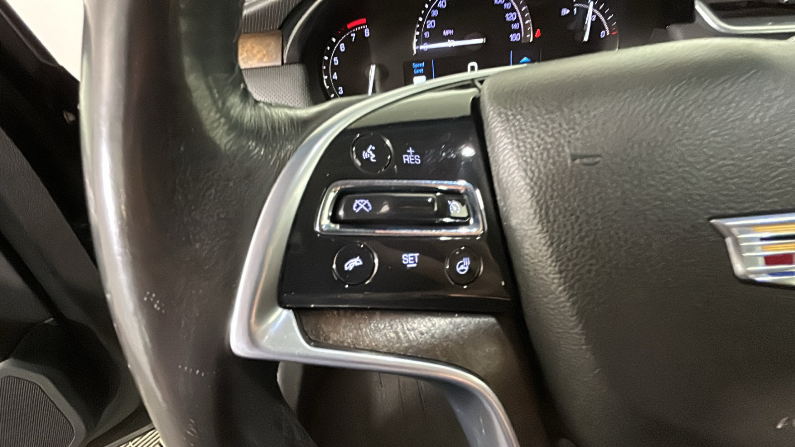 Used 2019 Cadillac XTS Luxury FWD image 19