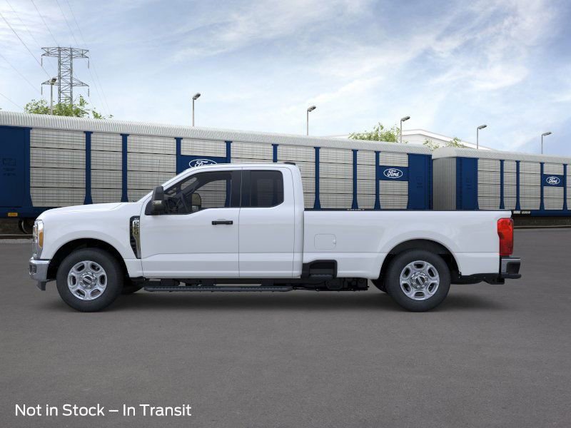 New 2026 Ford F250 XLT w/ F-250 >10K GVWR Package image 4