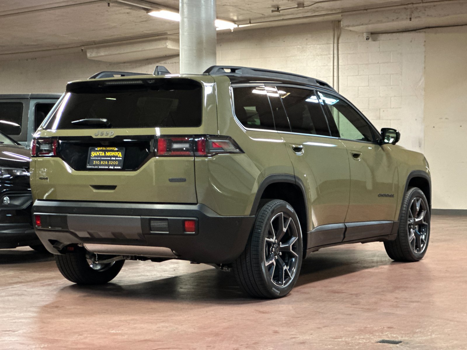 New 2026 Jeep Cherokee Overland w/ Advanced Pro Tech Group AWD/4WD image 5