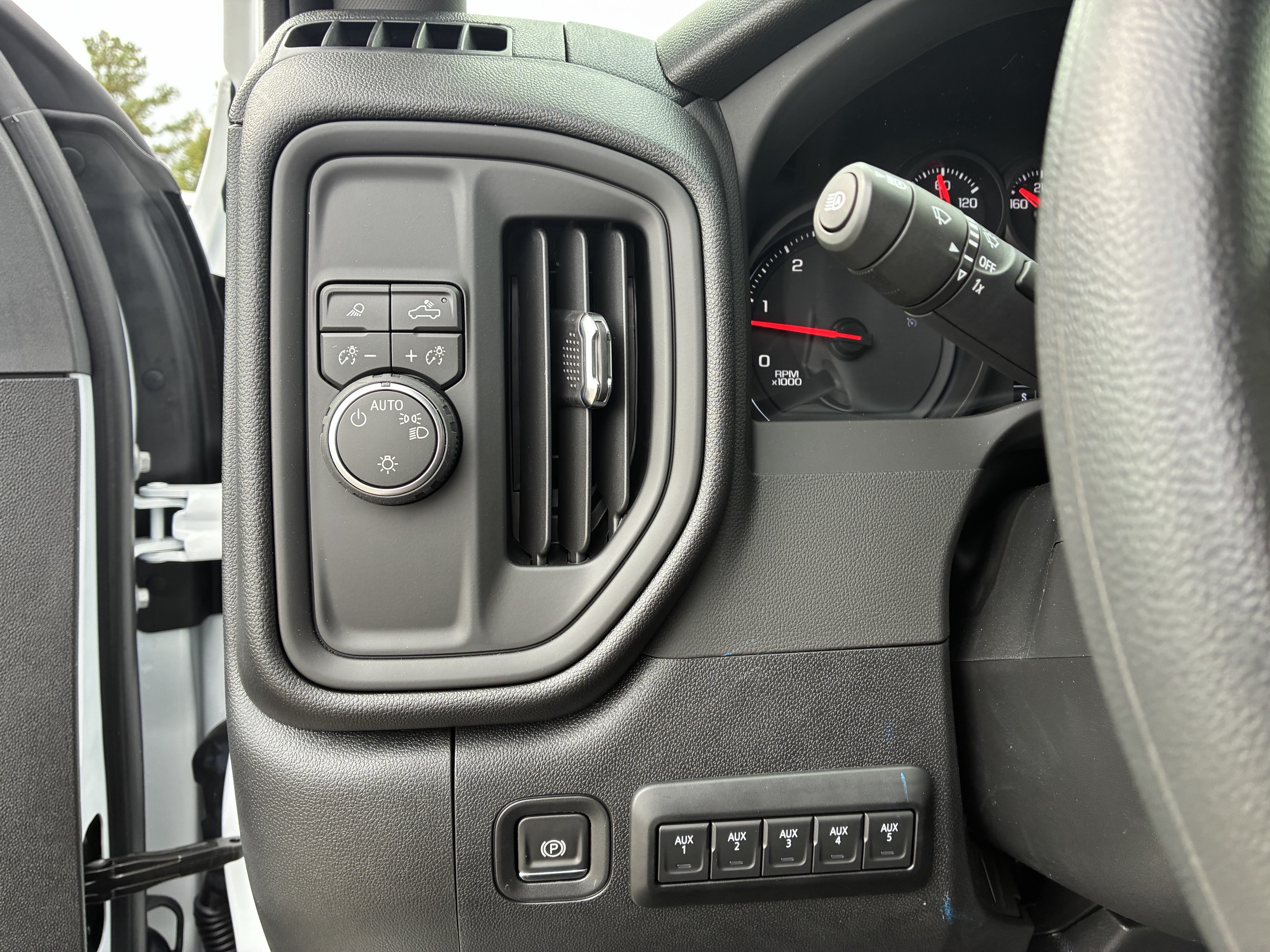 New 2026 Chevrolet Silverado 3500 W/T w/ WT Convenience Package RWD image 31