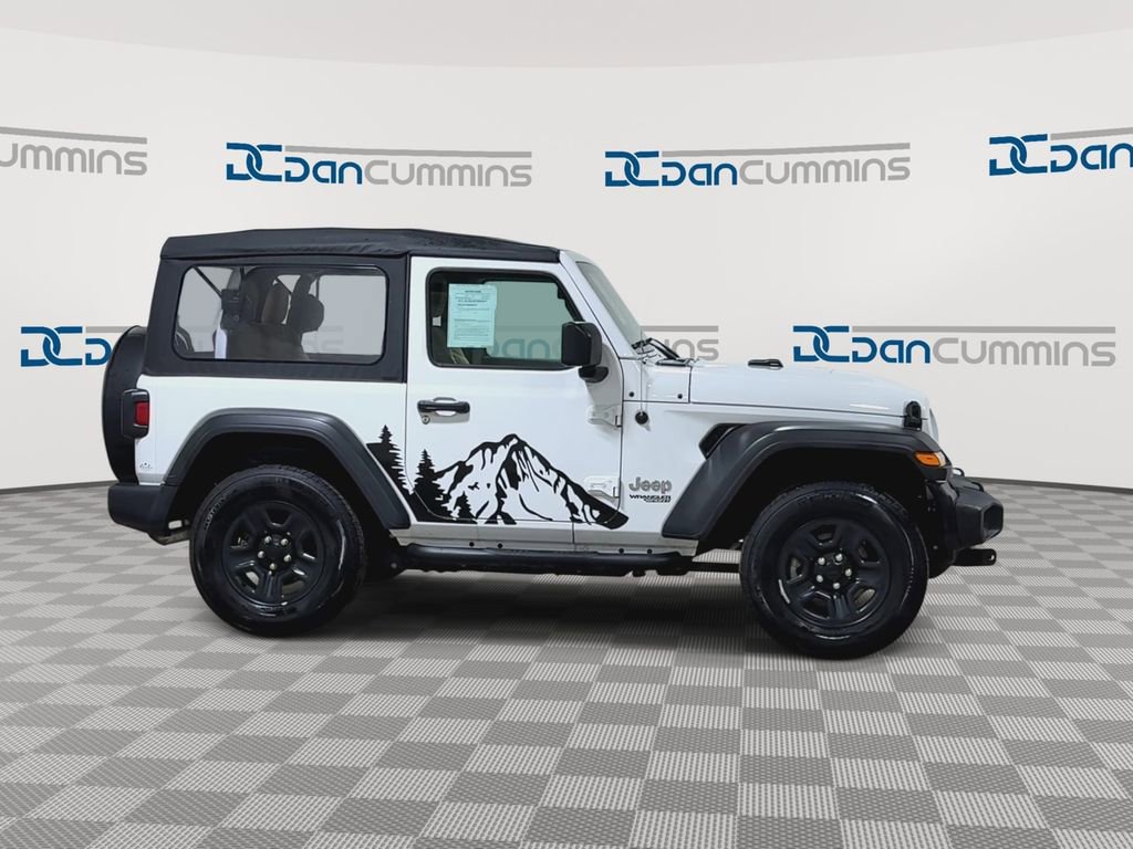 Used 2021 Jeep Wrangler Sport image 13