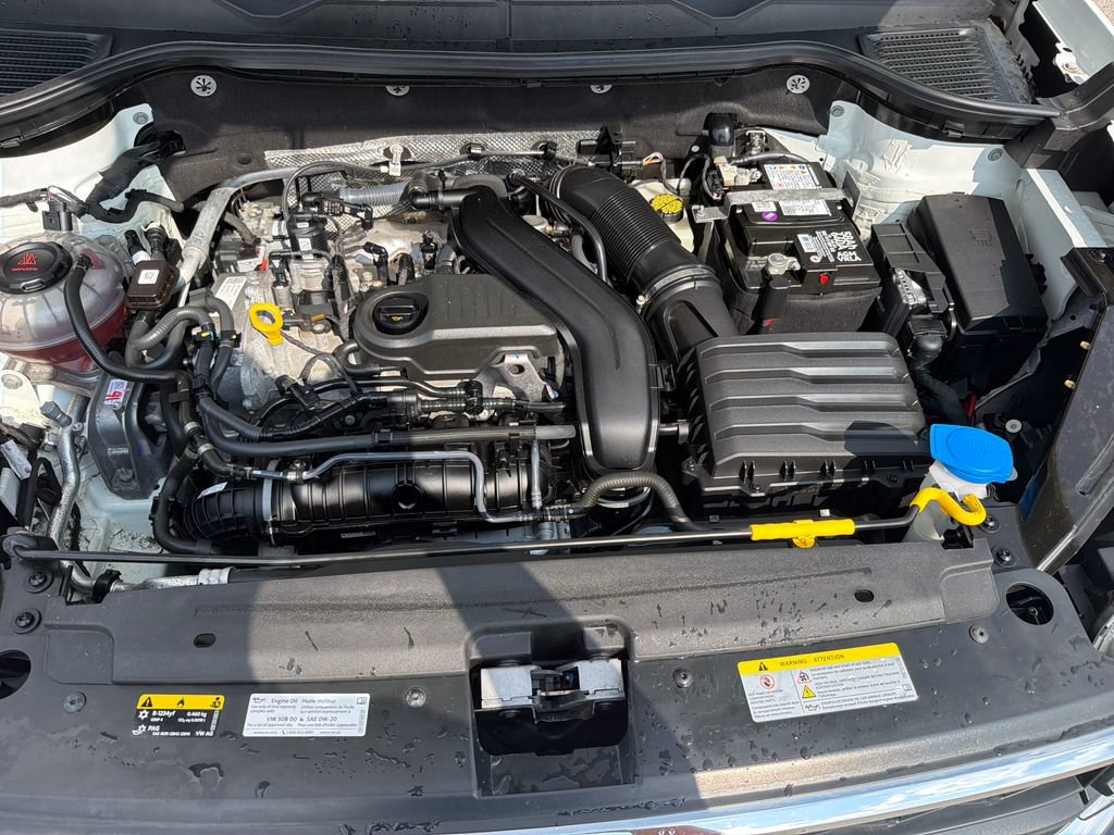 Certified 2023 Volkswagen Taos SE w/ Black Wheel Package AWD/4WD image 28