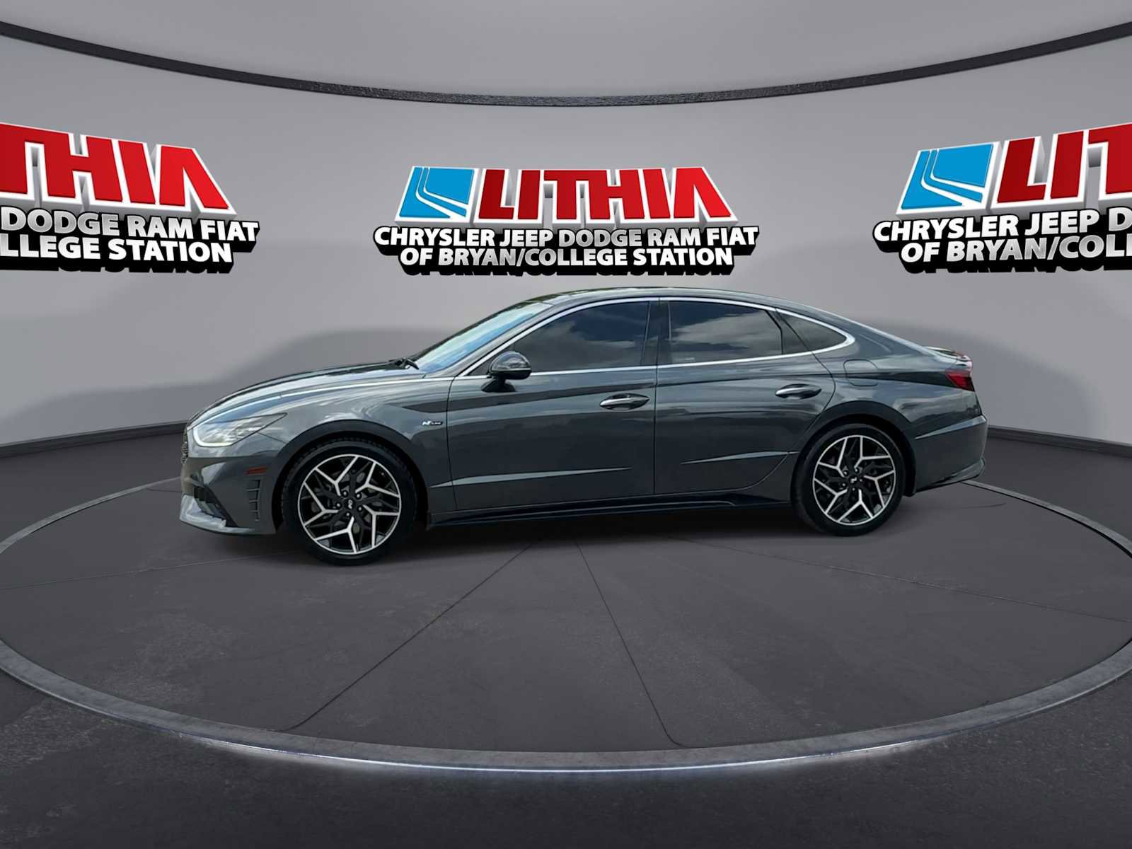 Used 2023 Hyundai Sonata N Line FWD image 4