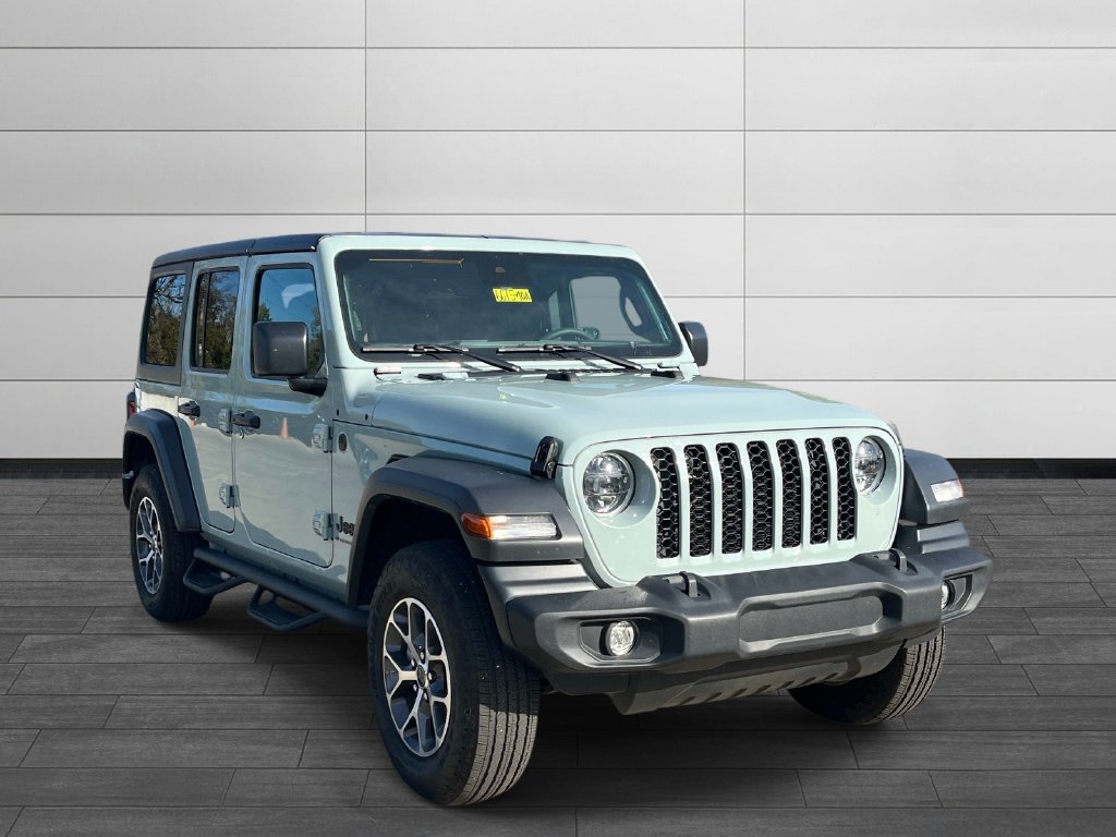 Used 2024 Jeep Wrangler Unlimited Sport AWD/4WD image 7