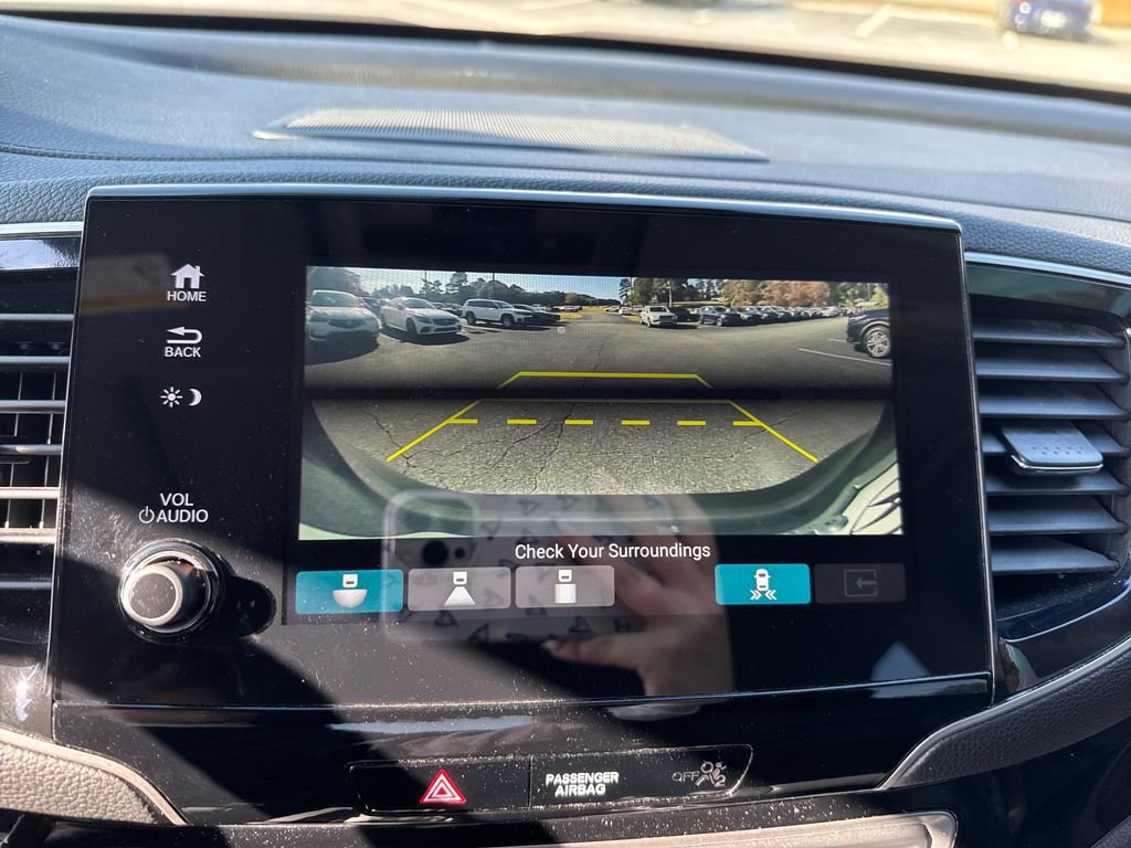 Used 2021 Honda Pilot Touring image 25