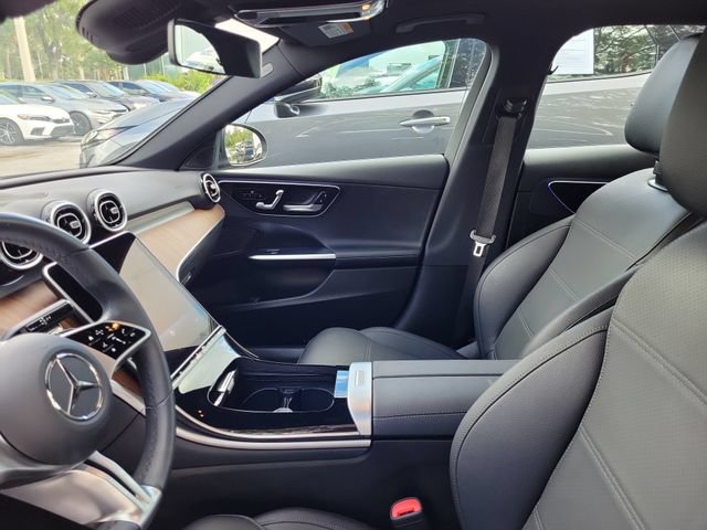 Used 2025 Mercedes-Benz C 300 Sedan image 19