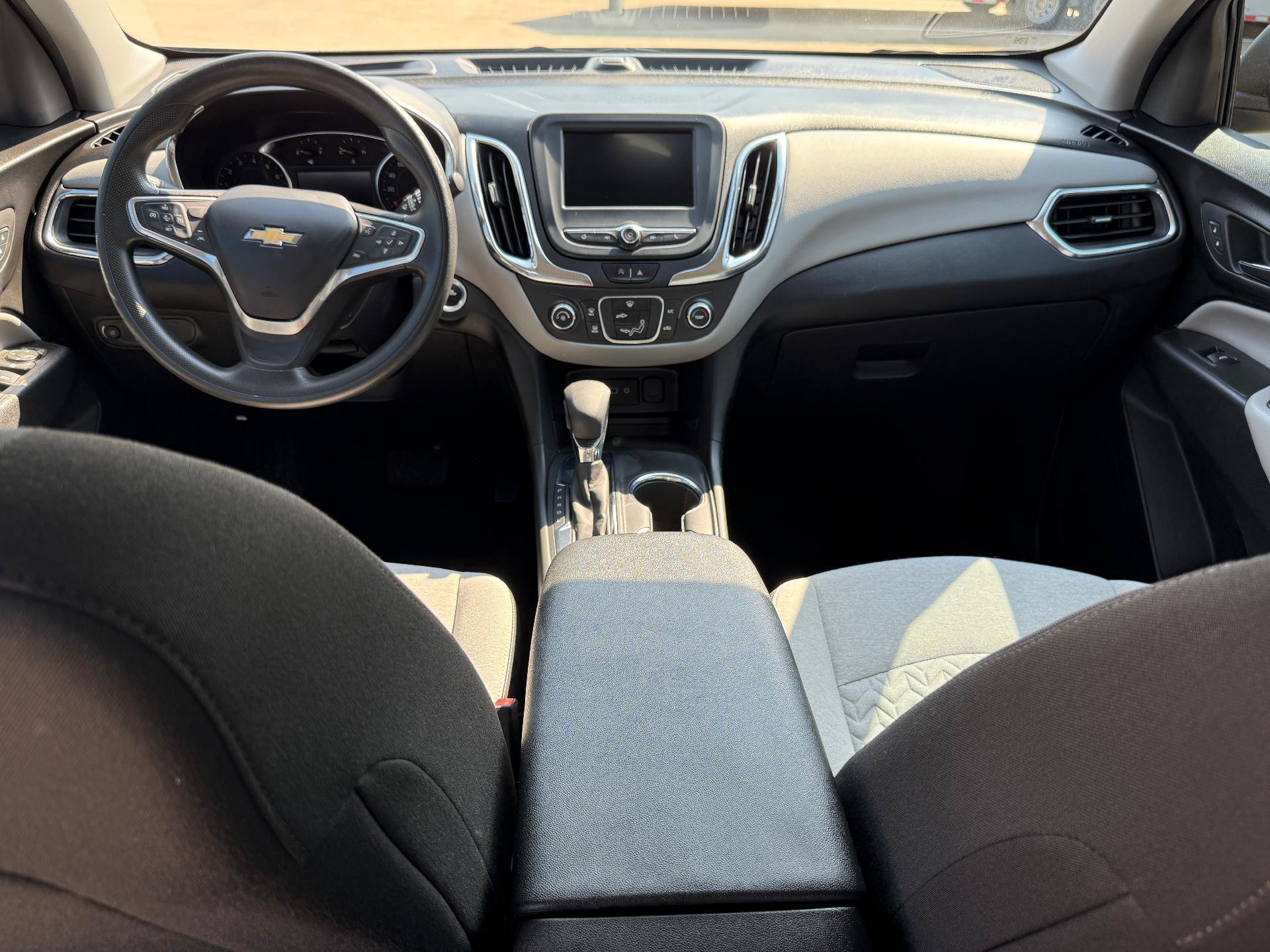 Used 2023 Chevrolet Equinox LS w/ LS Convenience Package FWD image 23