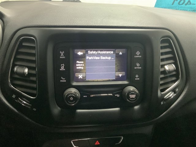 Used 2017 Jeep Compass Latitude image 26