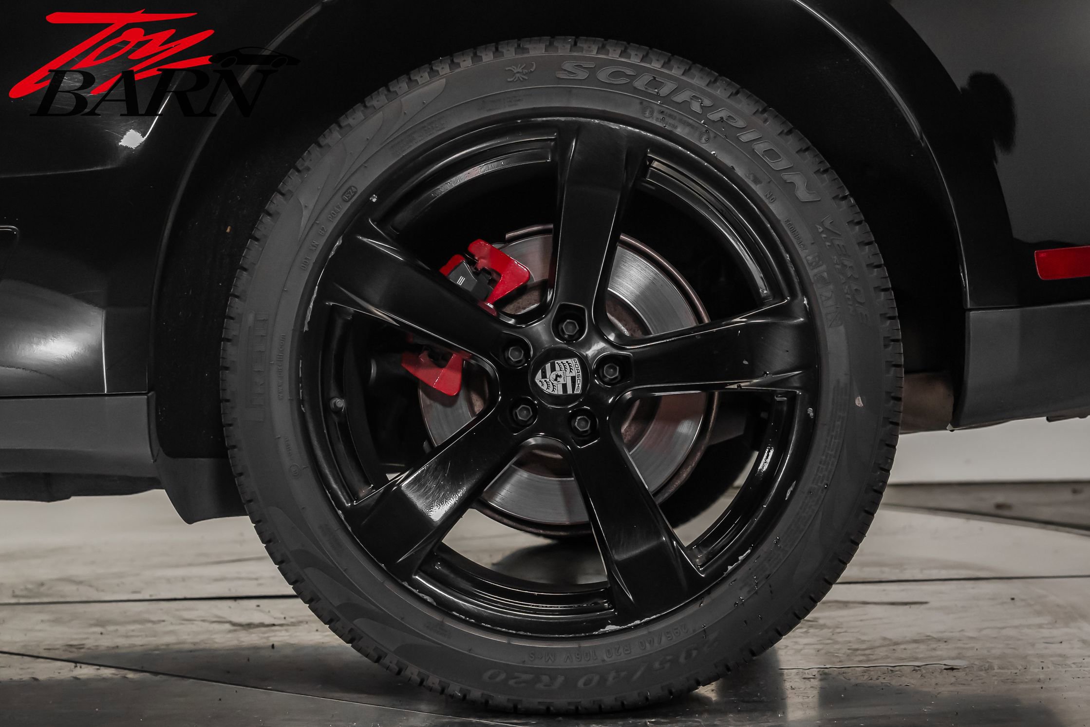 Used 2023 Porsche Macan image 16