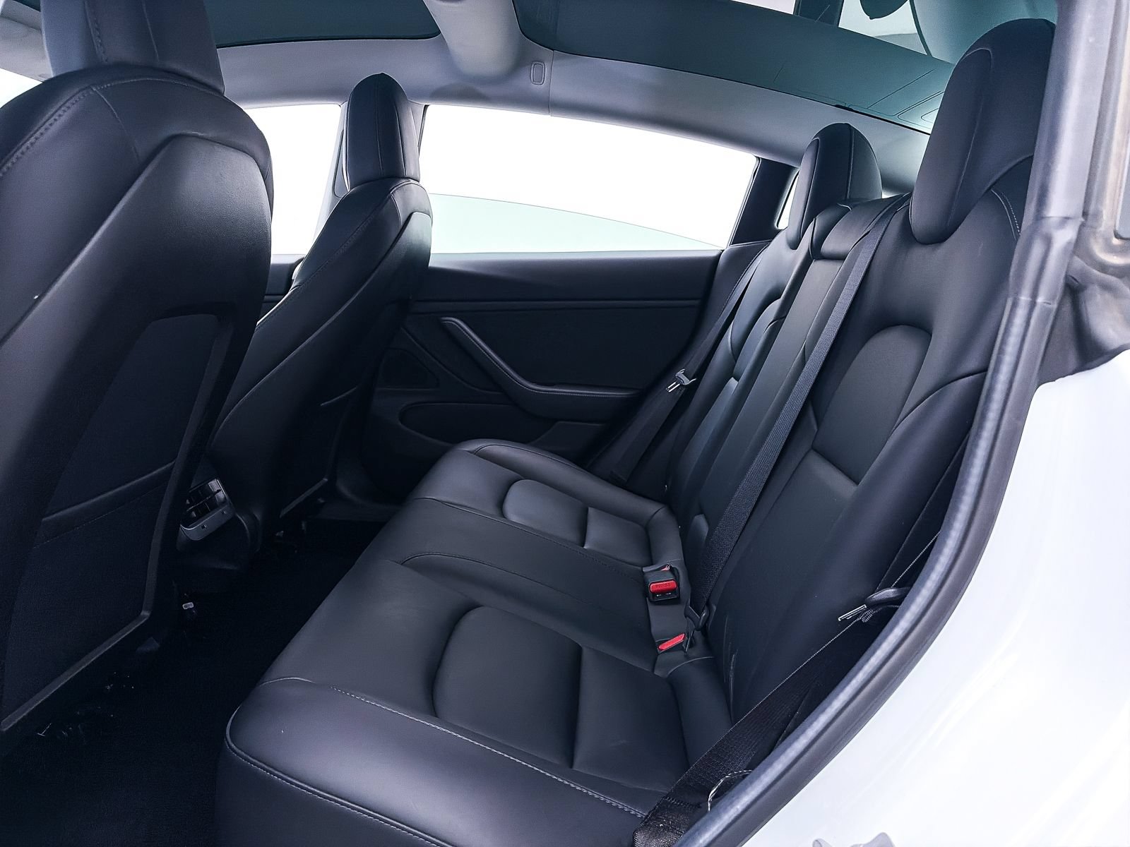 Used 2019 Tesla Model 3 Standard Range Plus RWD image 33