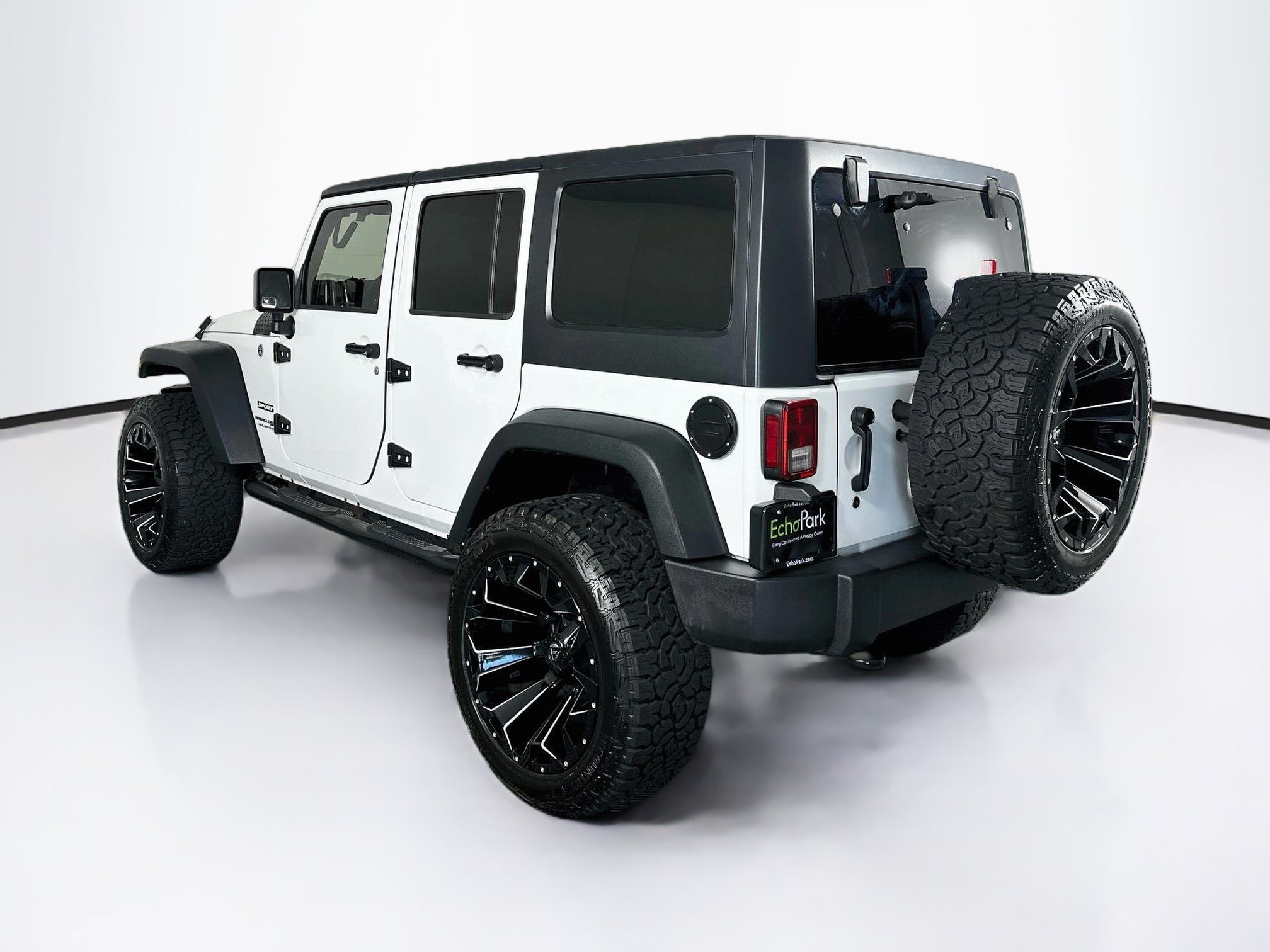 Used 2018 Jeep Wrangler Unlimited Sport S AWD/4WD image 5