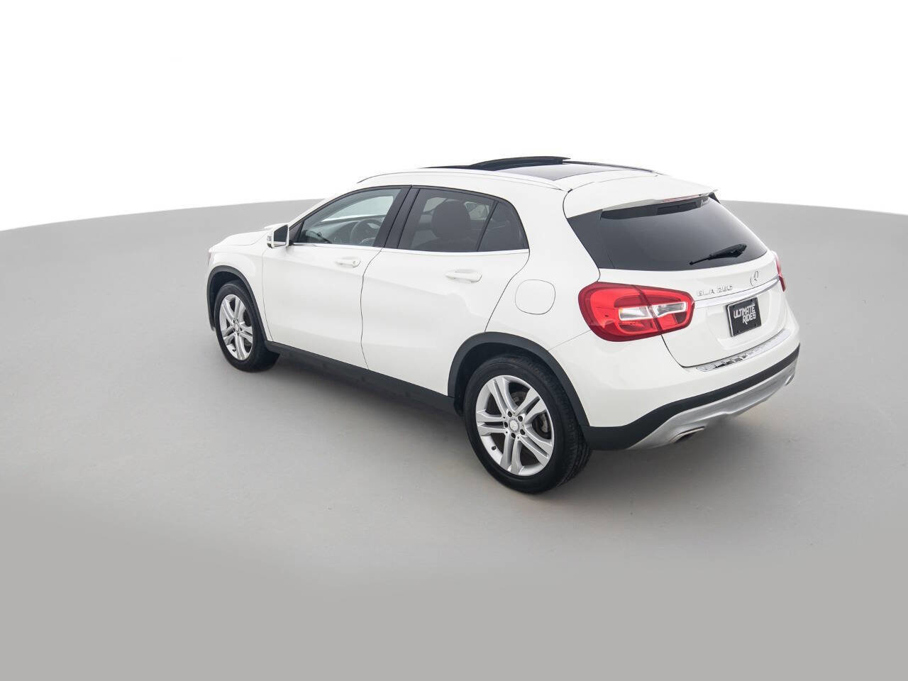 Used 2015 Mercedes-Benz GLA 250 4MATIC image 7
