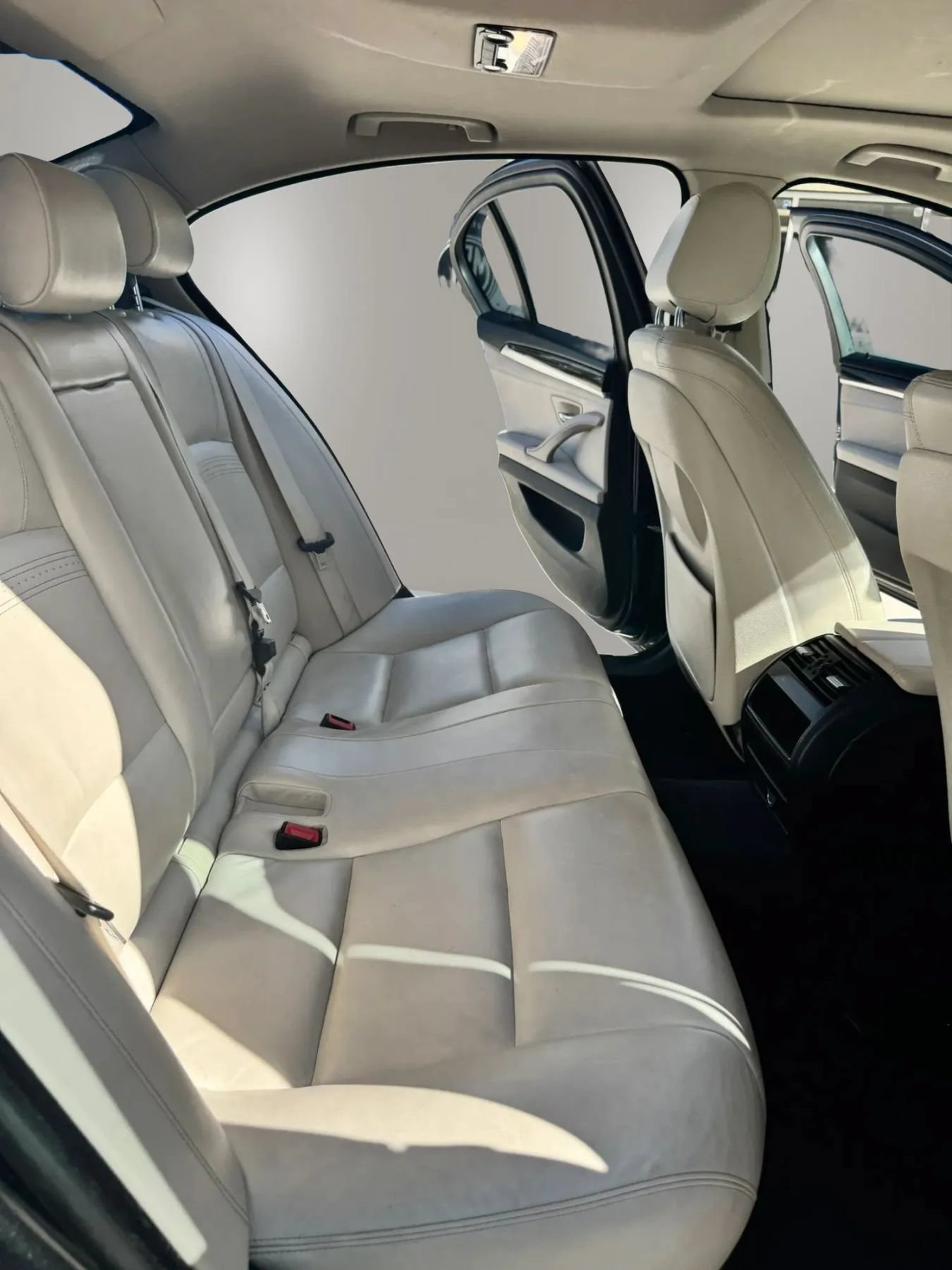 Used 2014 BMW 528i Sedan RWD image 21