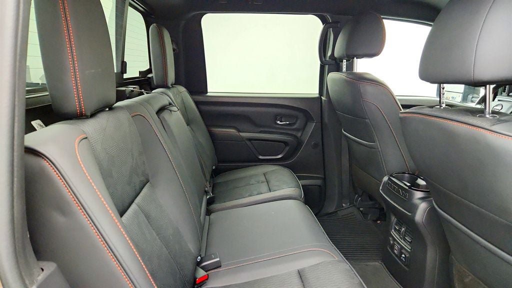 Used 2022 Nissan Titan PRO-4X AWD/4WD image 23