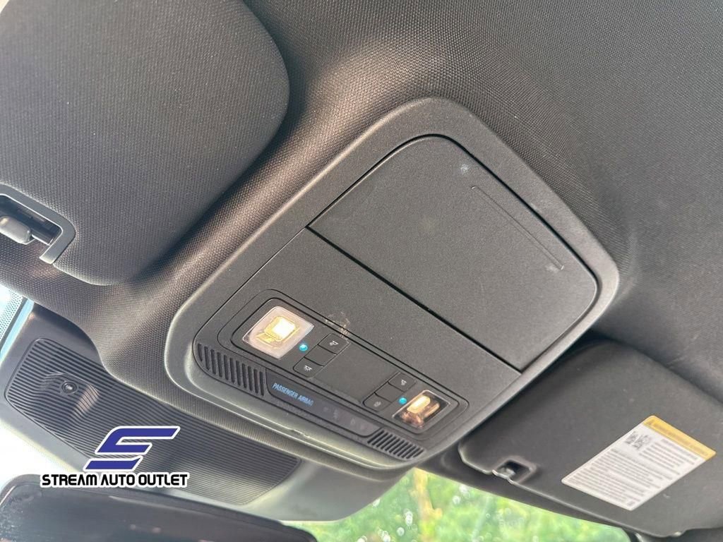 Used 2023 Ford Explorer ST-Line w/ Class IV Trailer Tow Package image 41