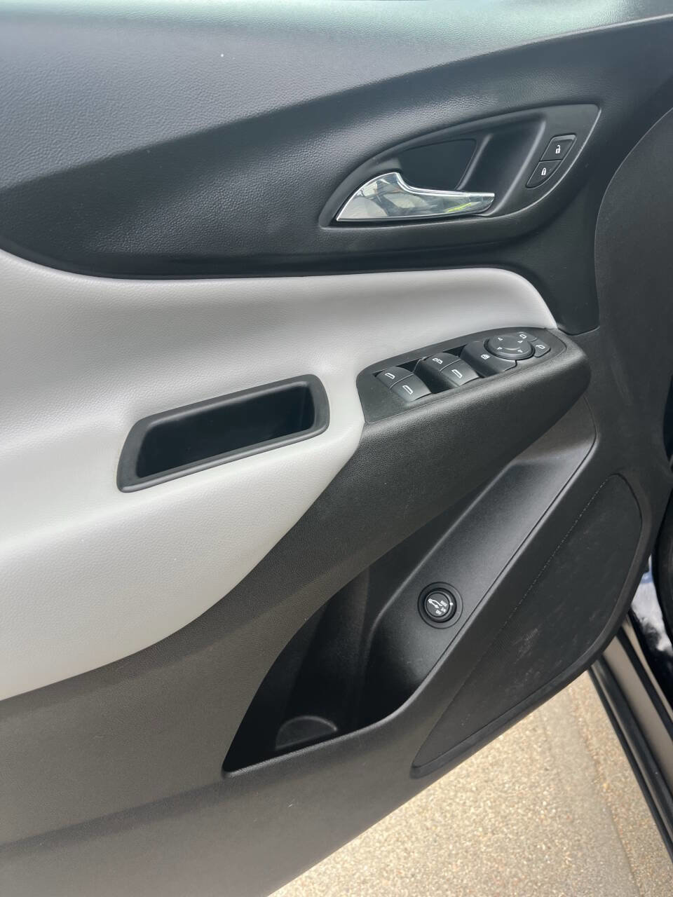 Used 2018 Chevrolet Equinox LT AWD/4WD image 13