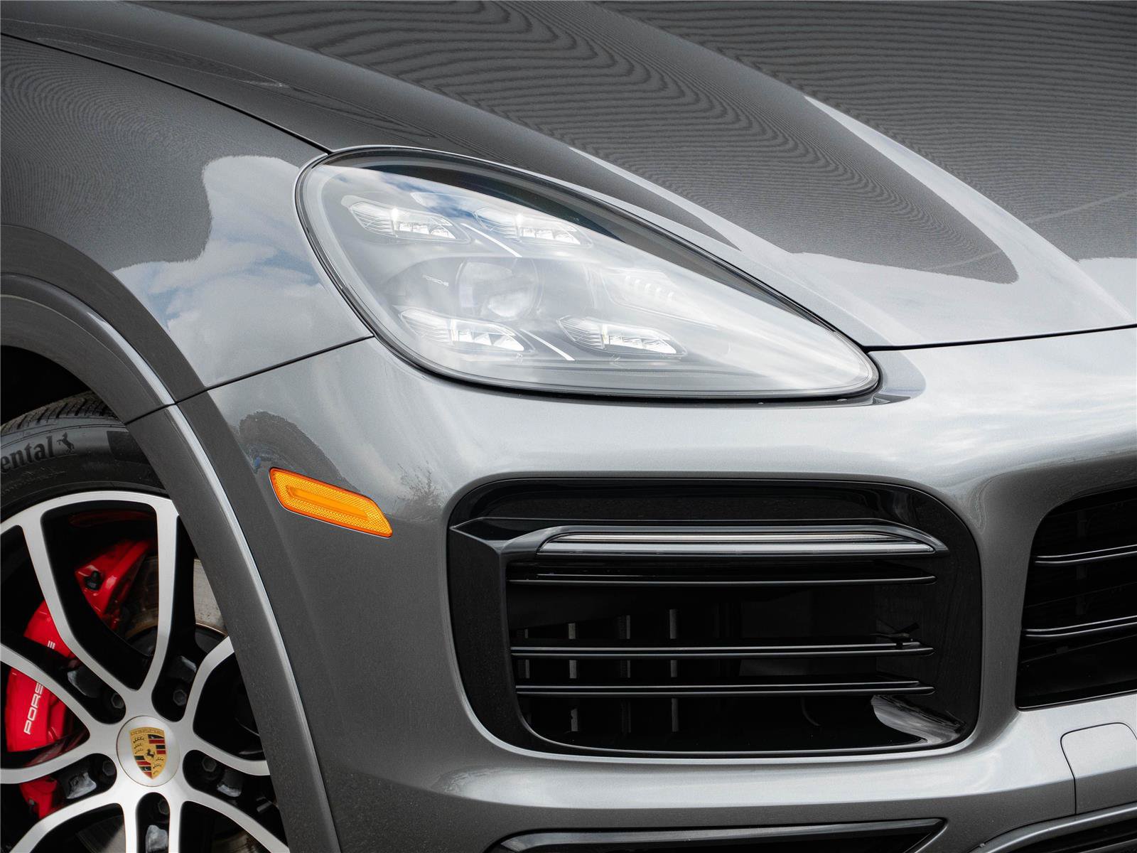 Certified 2023 Porsche Cayenne GTS AWD/4WD image 38