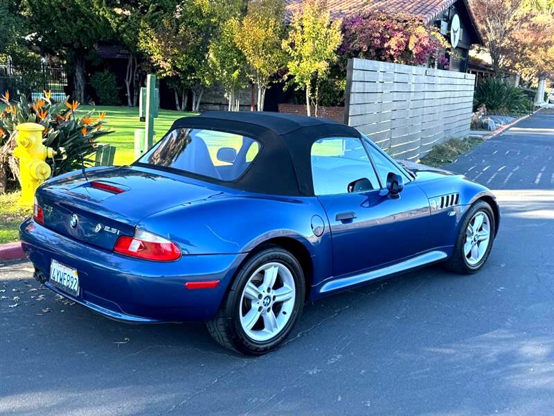 Used 2002 BMW Z3 2.5i image 11