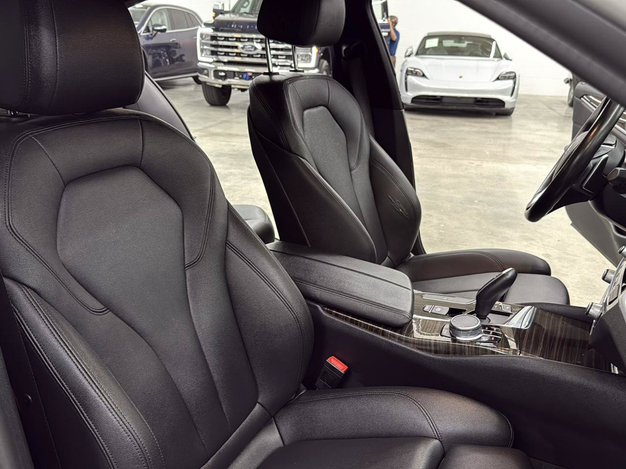Used 2020 BMW 530i RWD image 14