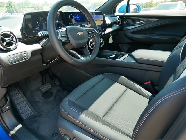 New 2025 Chevrolet Blazer EV LT image 11